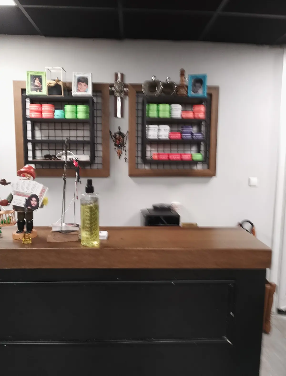 Friseur Shalimar photo (photo 1 of 3)