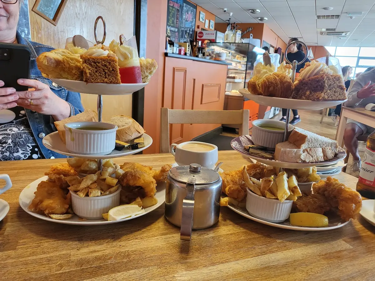 Surfside Fish Bar & Restaurant photo (photo 1 of 3)