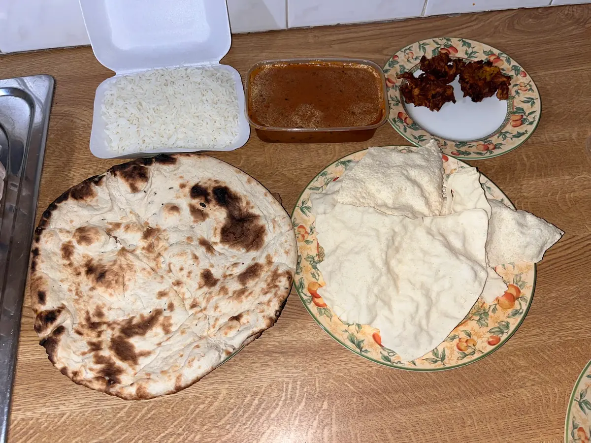 Haji's Food Hut photo (photo 3 of 3)