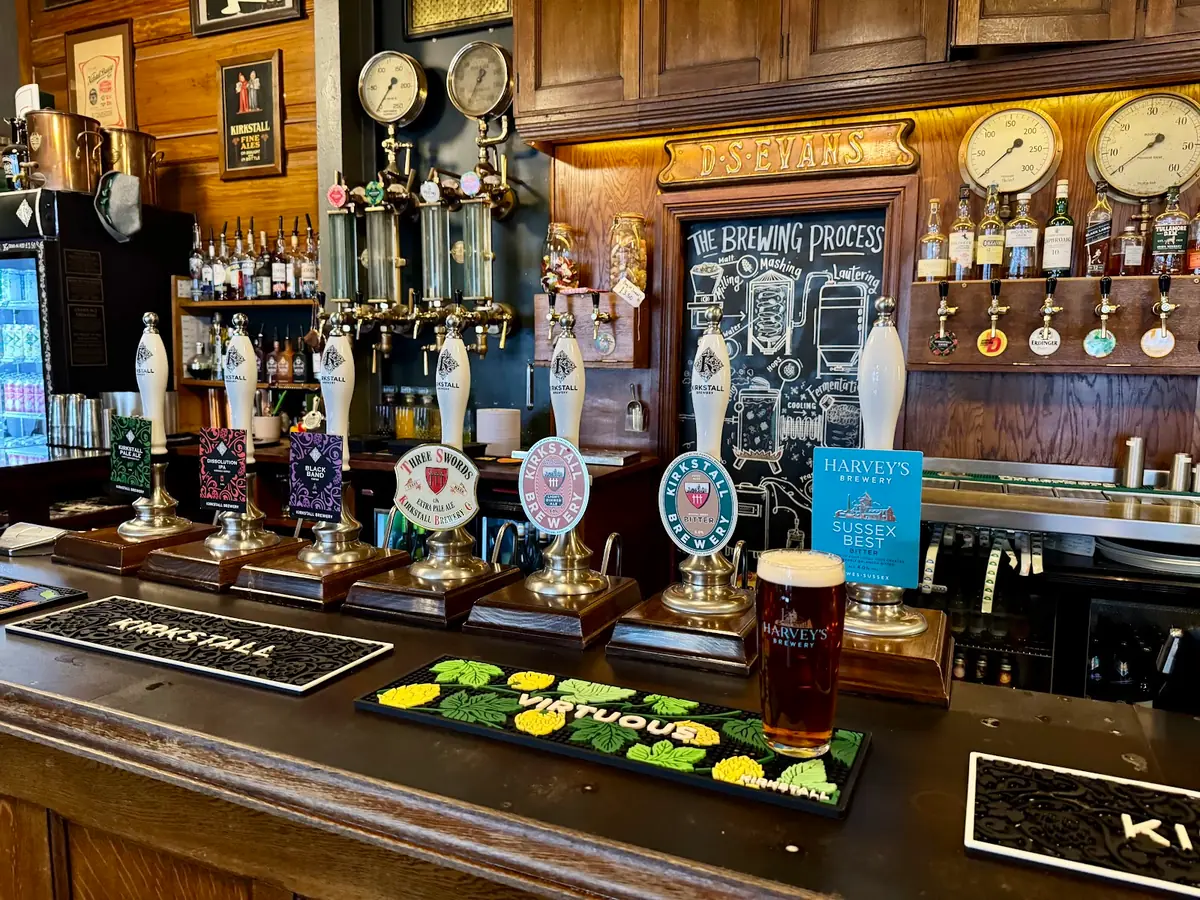 Kirkstall Taproom & Kitchen photo (photo 2 of 3)