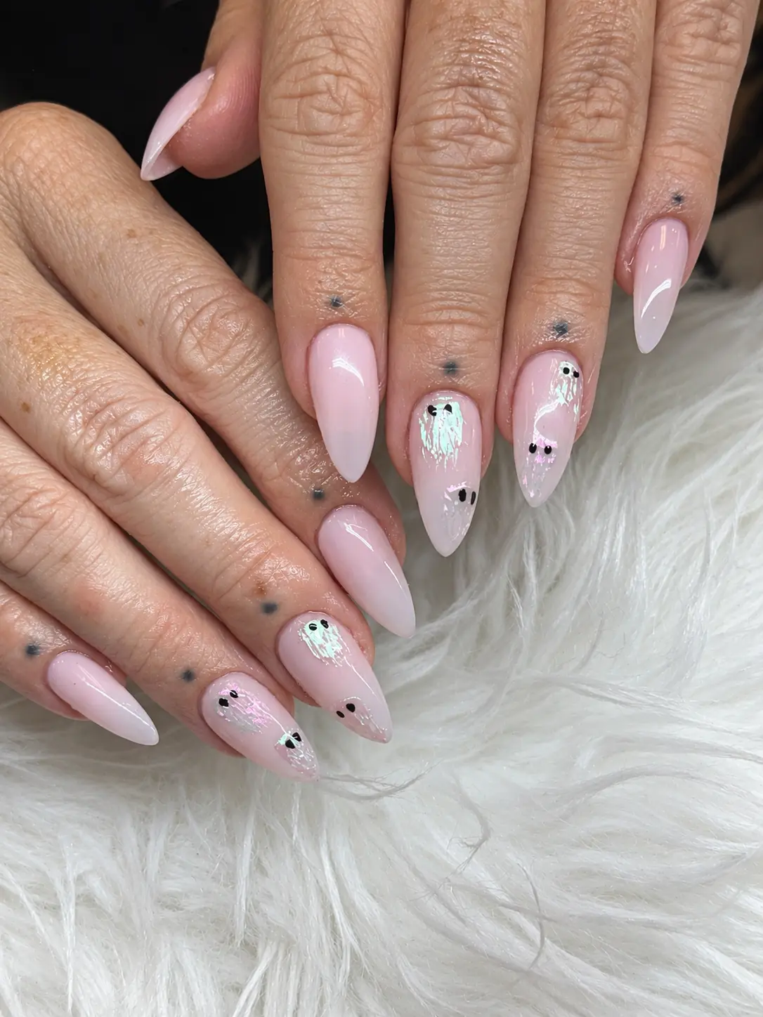 Amy's Nail & Spa photo (photo 1 of 3)