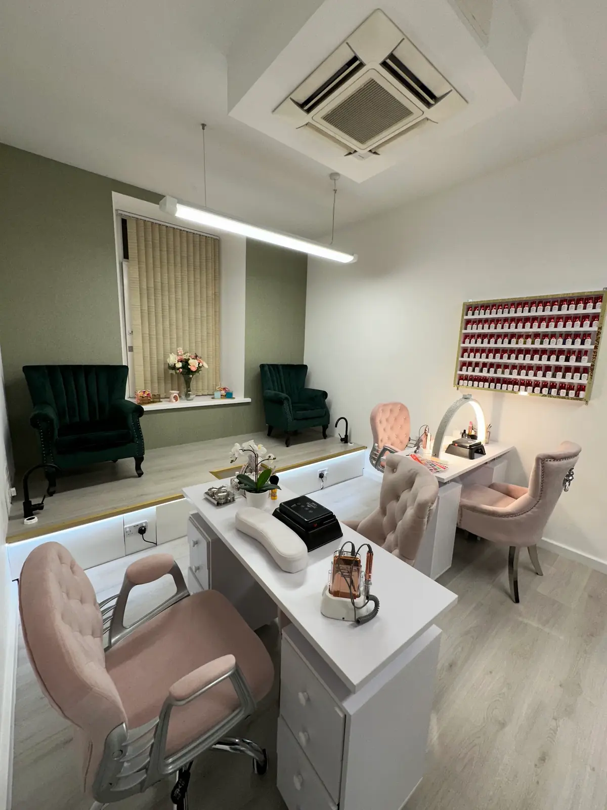 Eleganza Nails