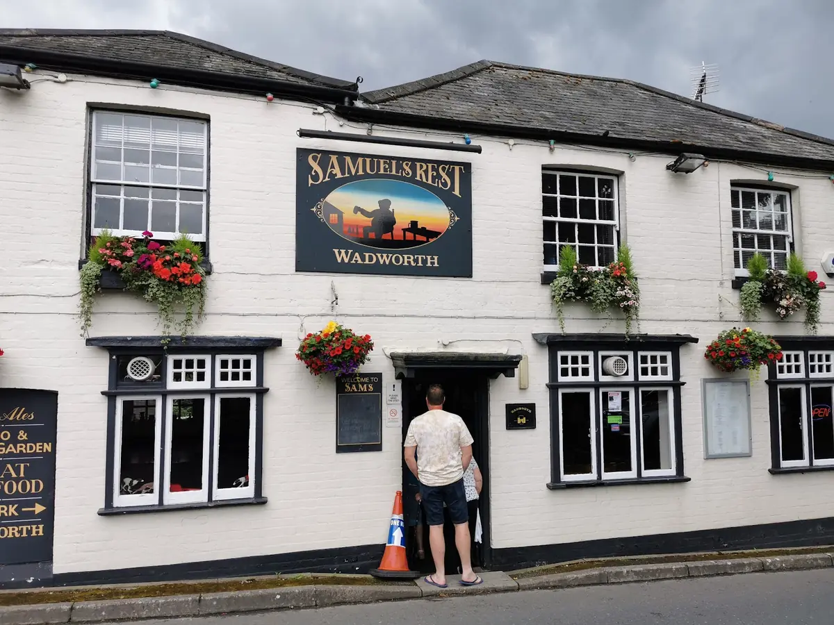 Samuel's Rest — Bars in Southampton