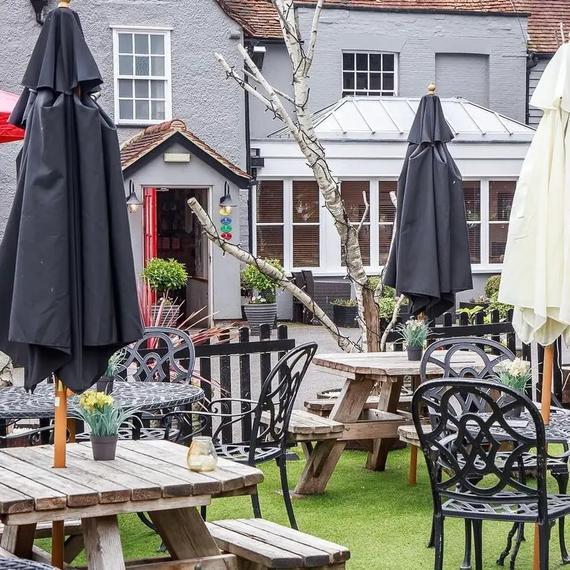 The White Hart photo (photo 1 of 3)