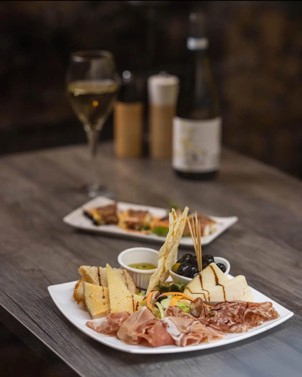 Amore Restaurant — Italian restaurants in Stamford
