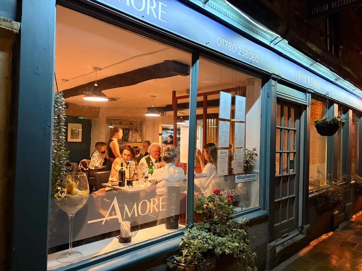 Amore Restaurant photo (photo 1 of 3)