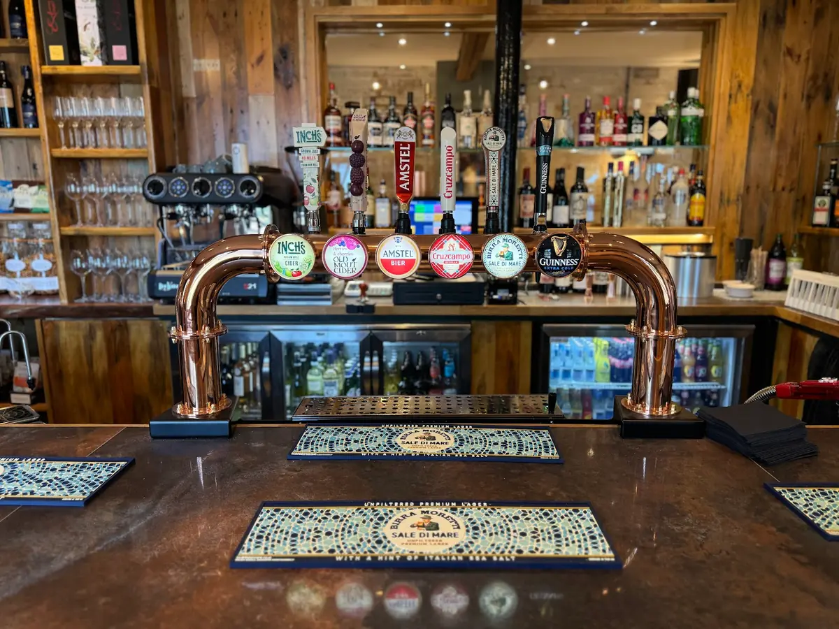 The Willow, Beckingham (pub) photo (photo 1 of 3)