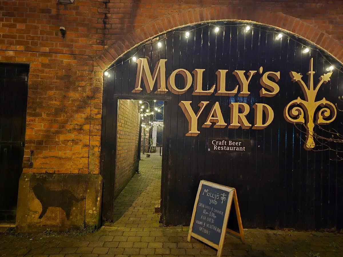 Molly's Yard — Restaurants in Belfast