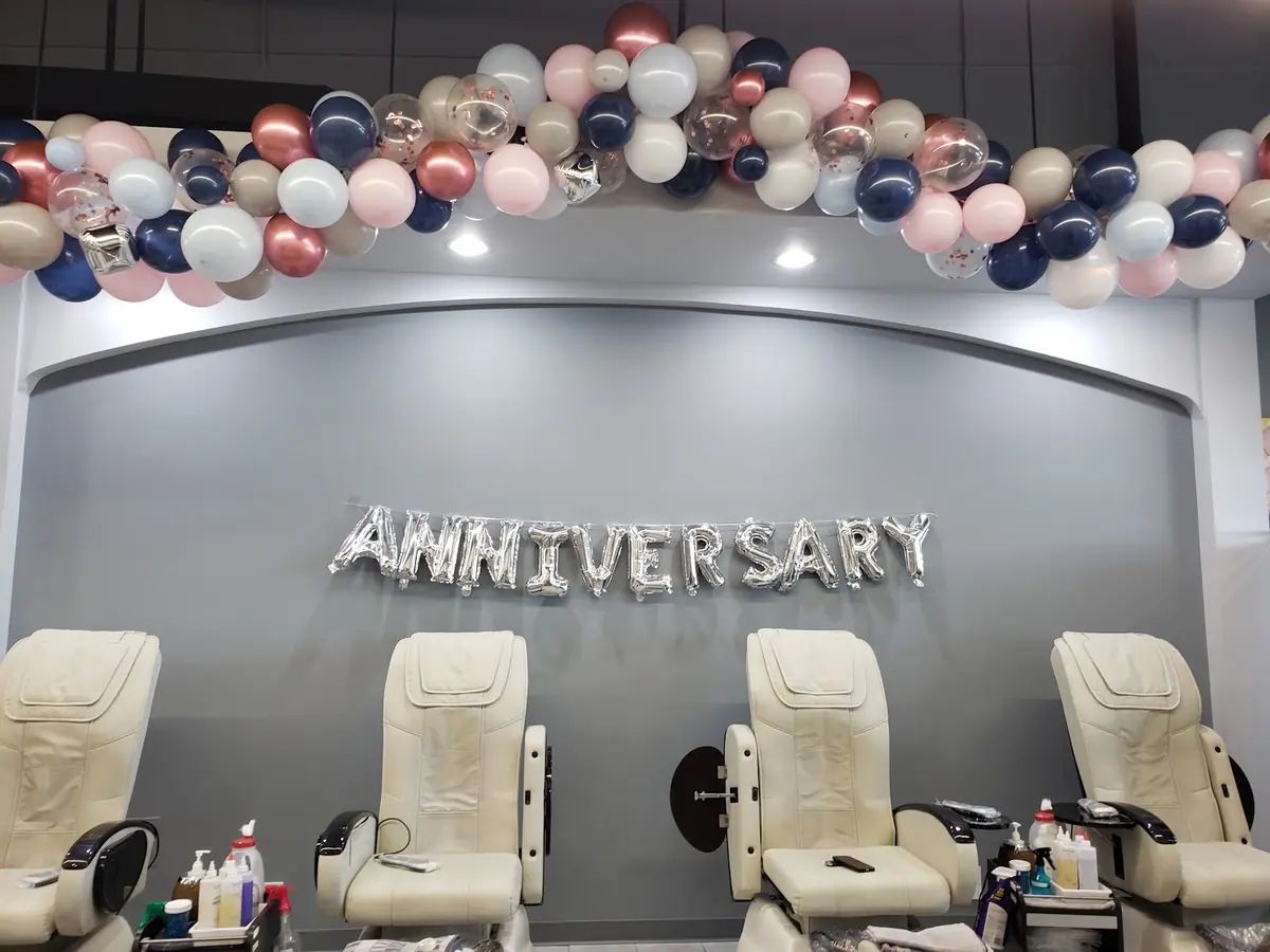 Posh Nail Spa photo (photo 1 of 3)