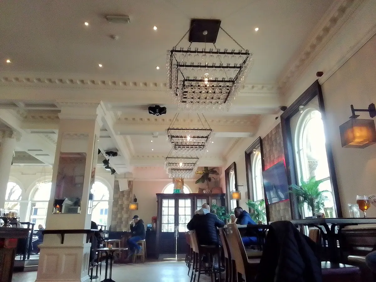 Sass Cafe & Bar photo (photo 2 of 3)