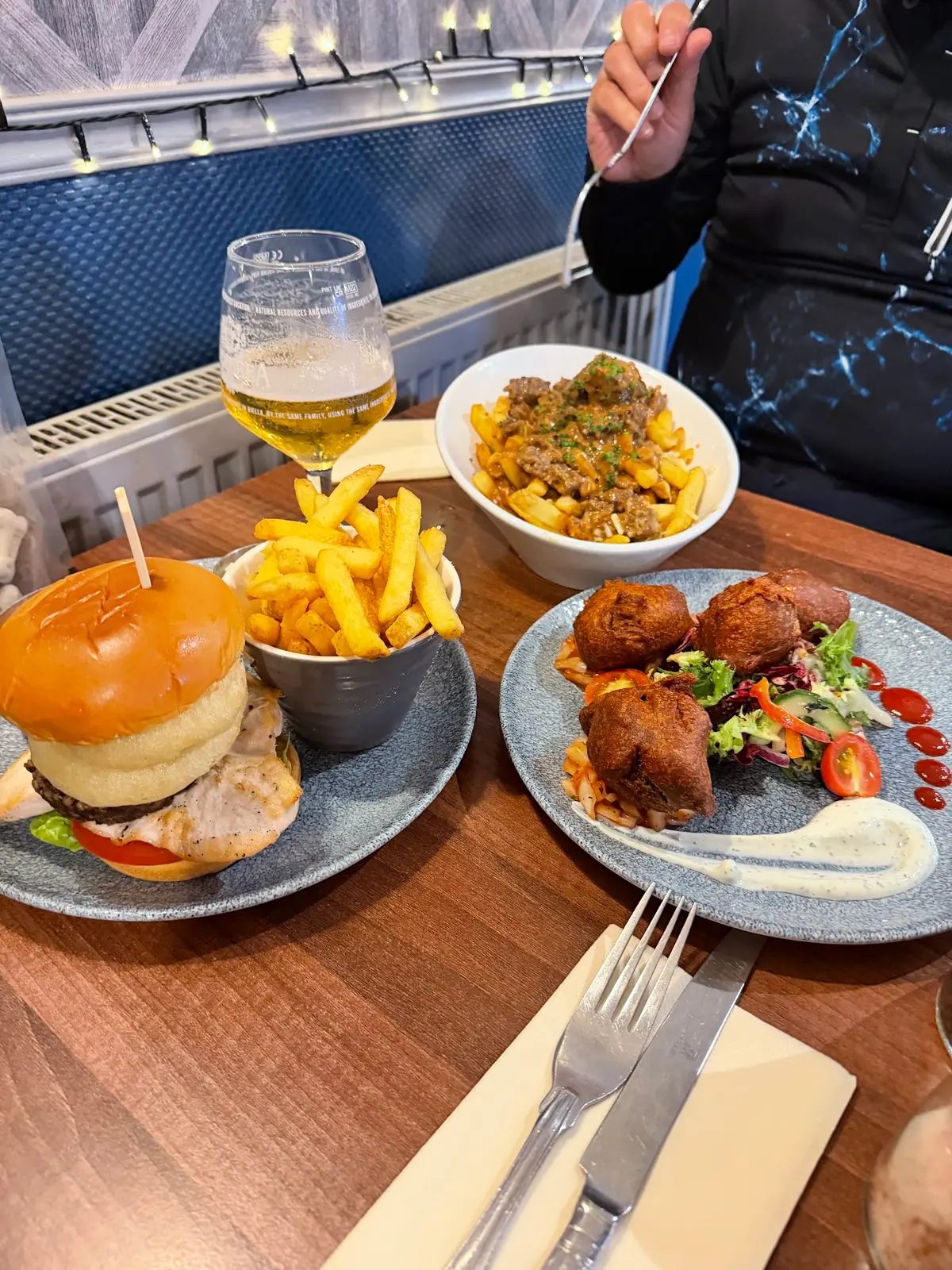 Hollybush Inn — Bars in Ayr