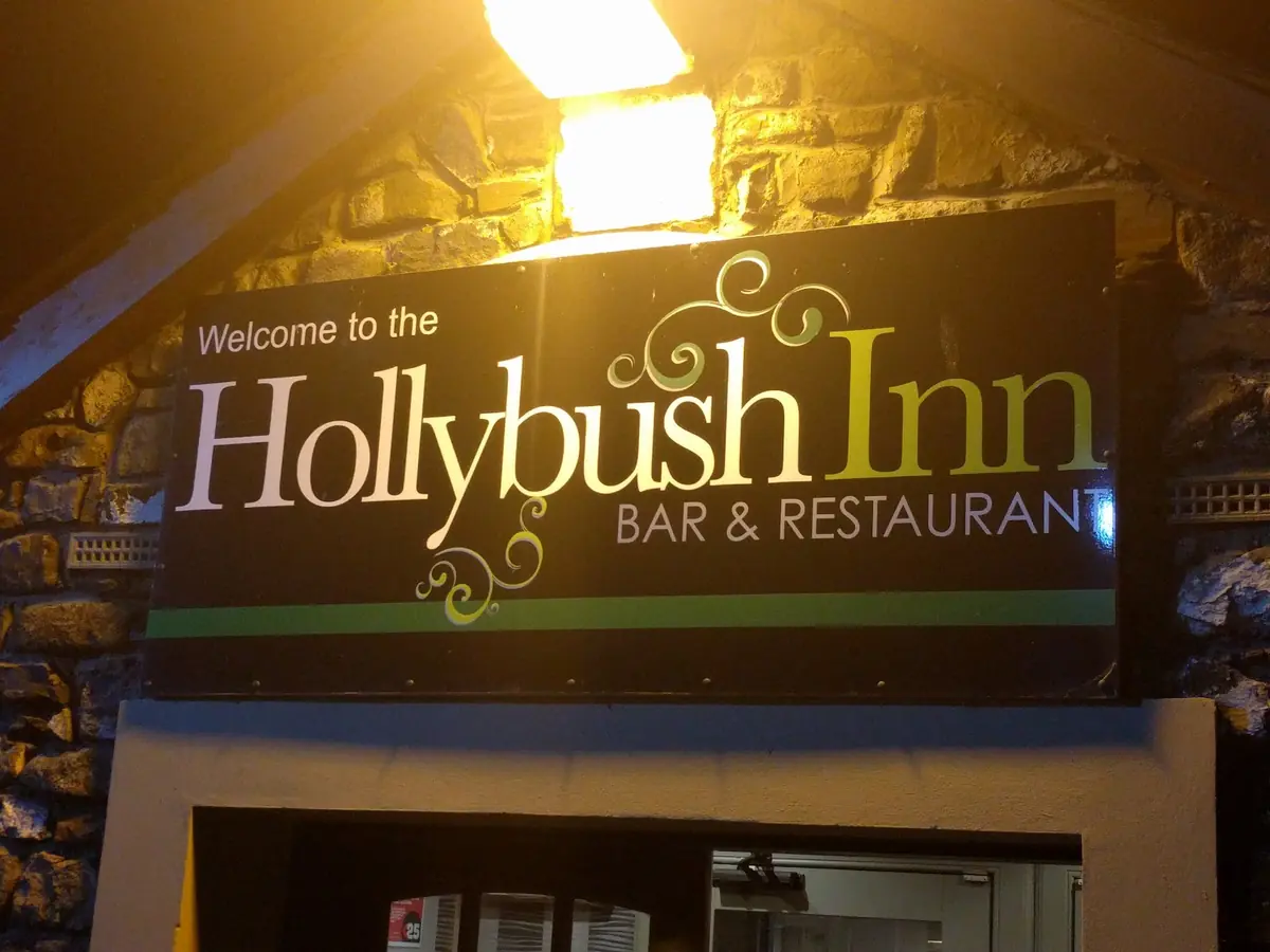 Hollybush Inn photo (photo 1 of 3)