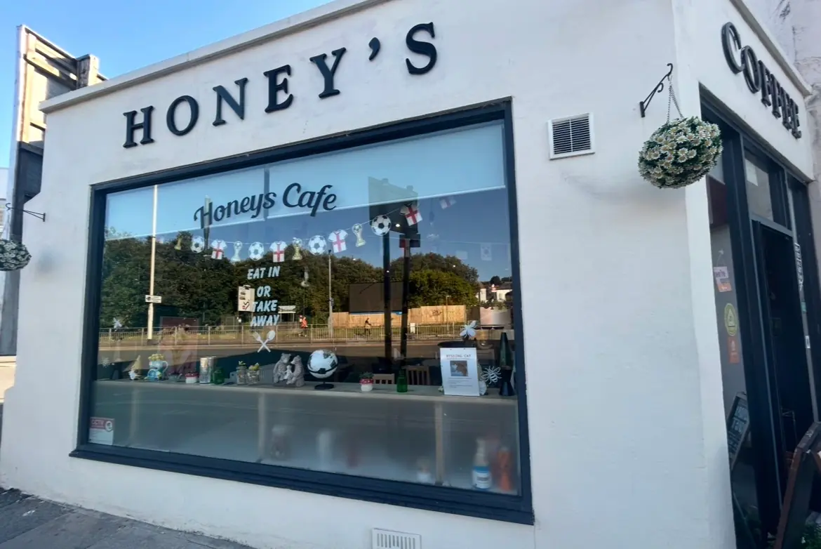 Honey's Coffee, Plymouth