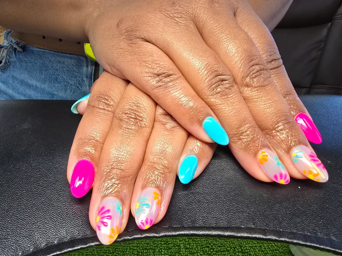 Nails Design & Spa photo (photo 3 of 3)