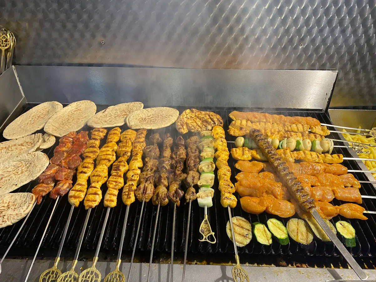 The Bar-B-Q Pit — Restaurants in Sutton