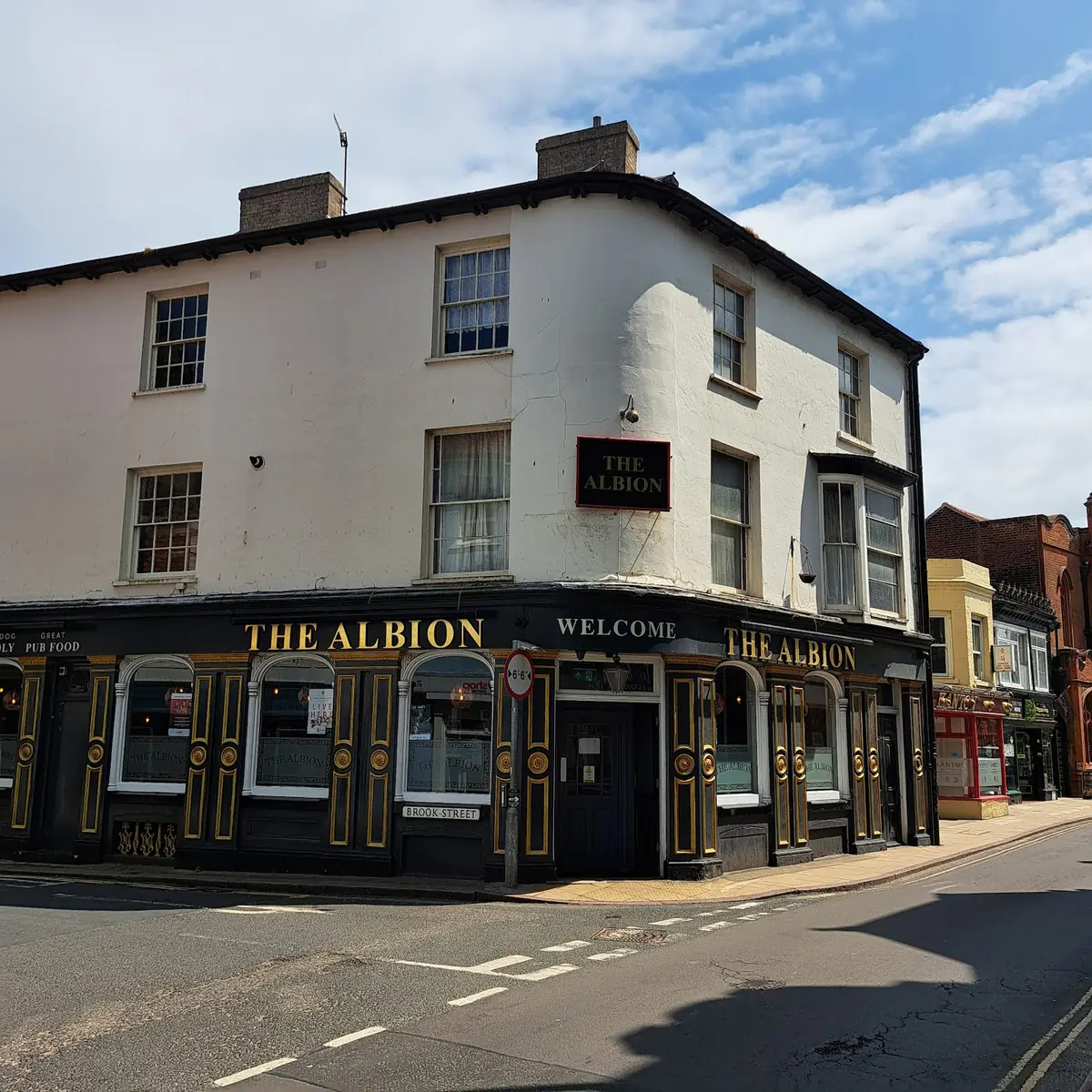 The Albion photo (photo 2 of 3)