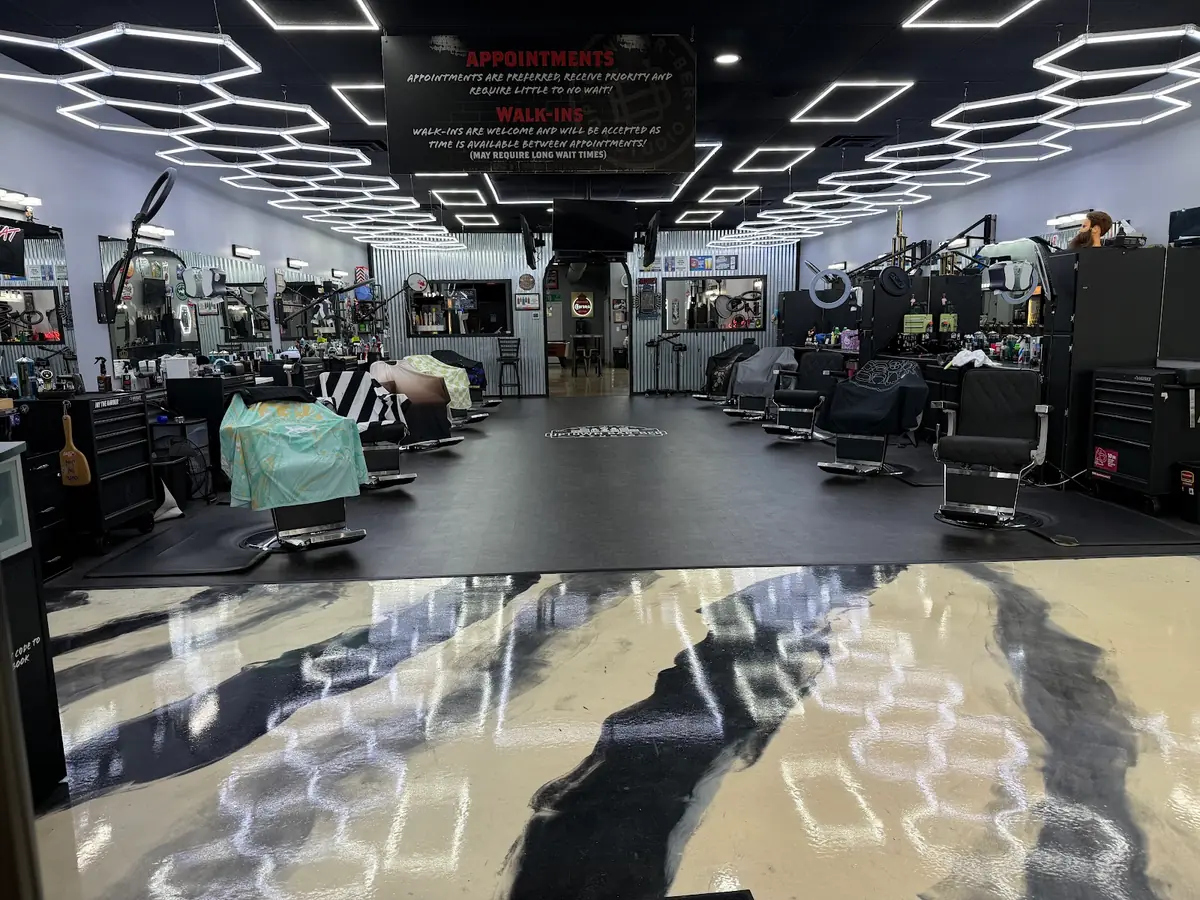 Uptown Bar-ber Studio Inc. — Barbershops in Burlington