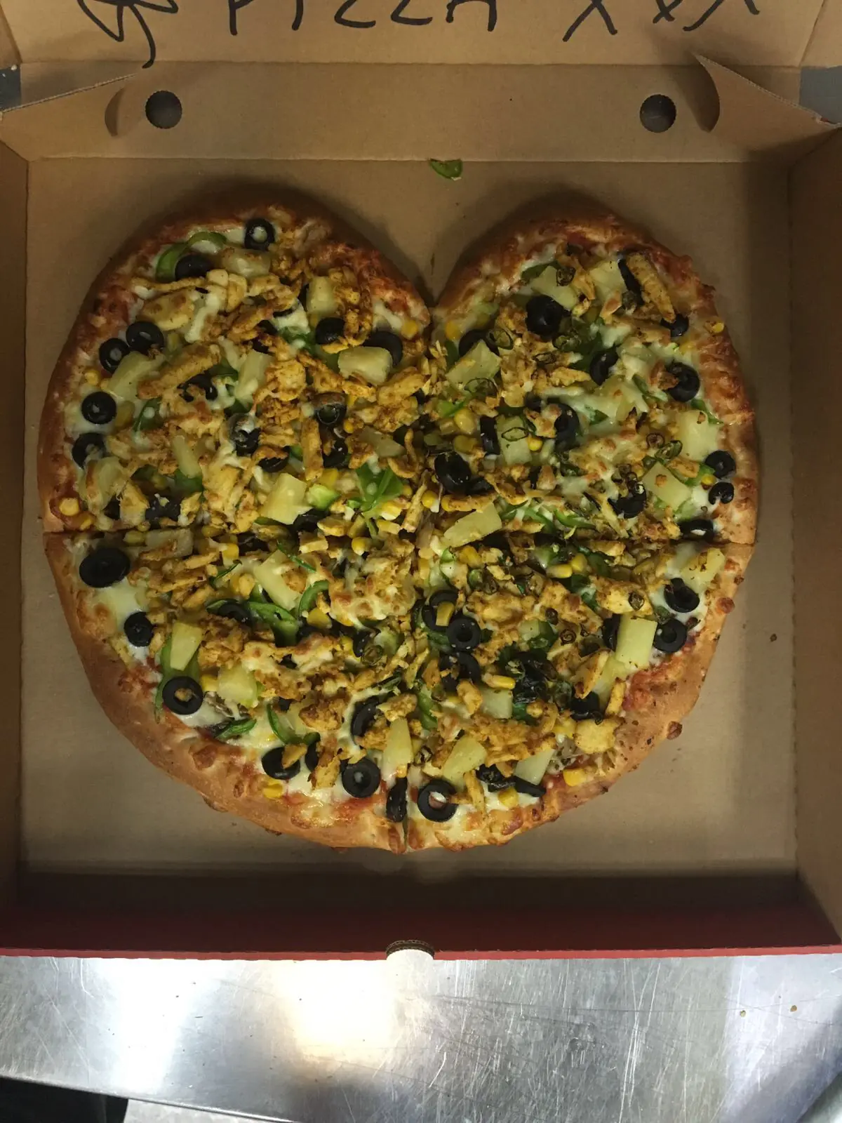 Hollywood Pizza photo (photo 1 of 3)