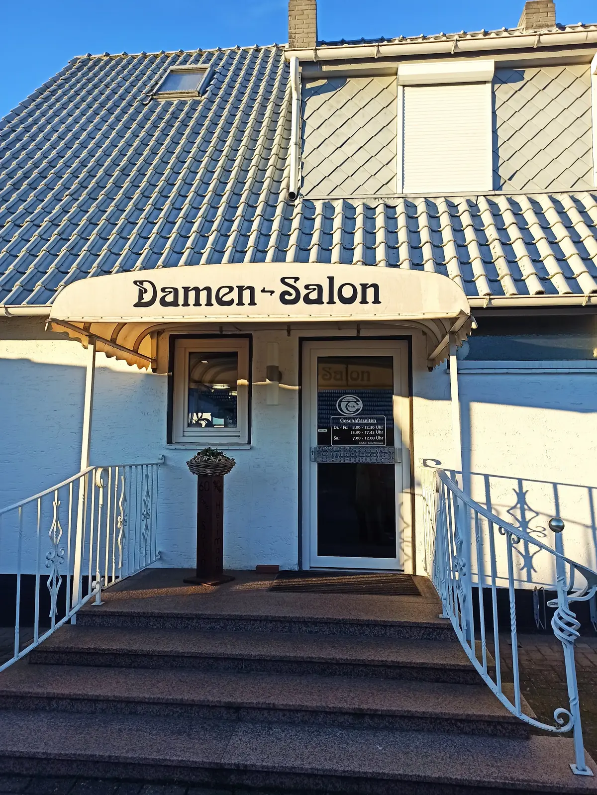 Salon Heitmann photo (photo 1 of 3)
