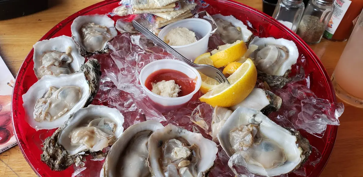Courtyard Oyster Bar photo (photo 3 of 3)