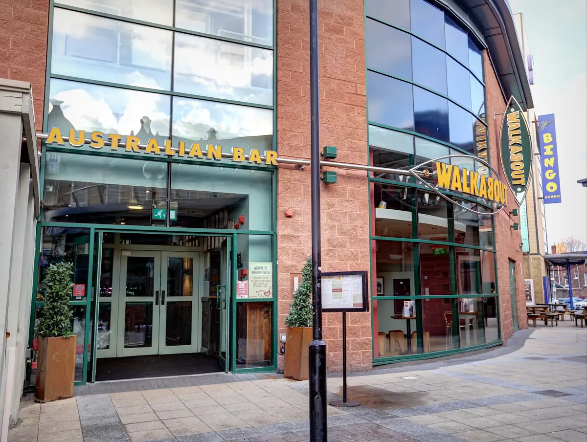 ULAROO — Sports bars in Carlisle