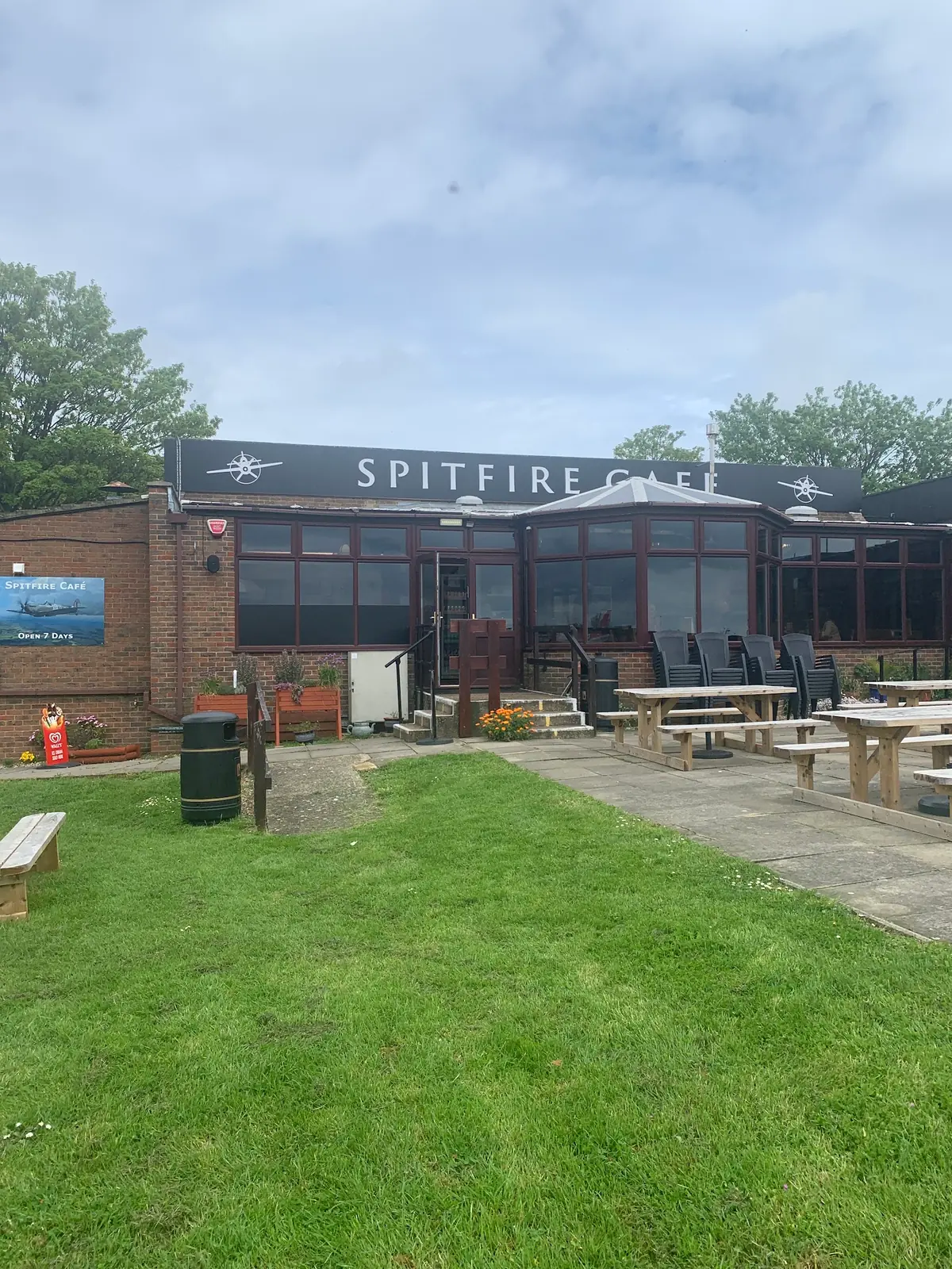 Spitfire cafe manston photo (photo 3 of 3)