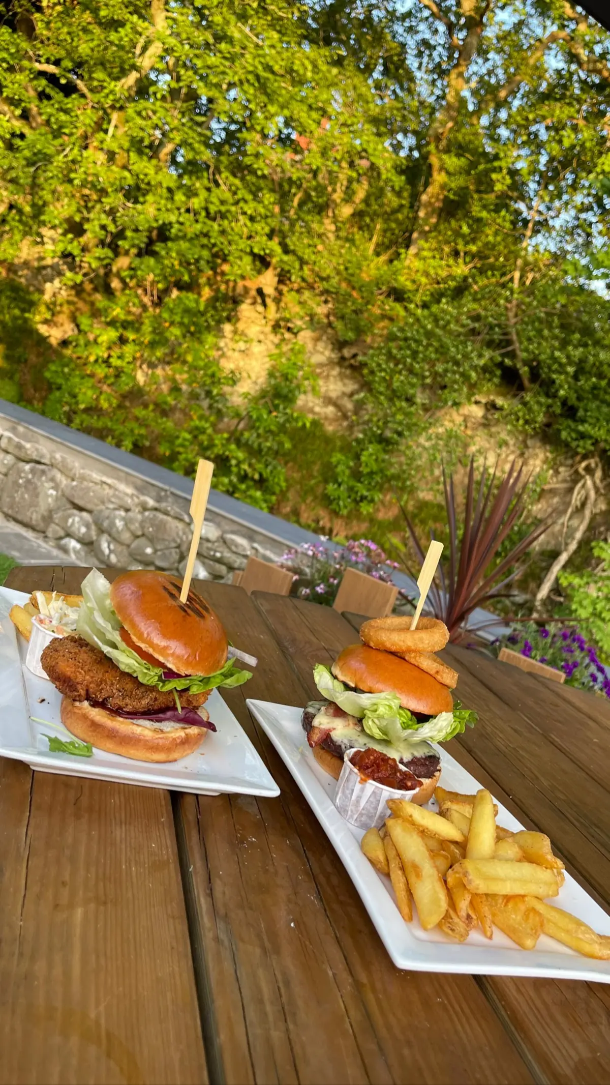 YSGETHIN INN