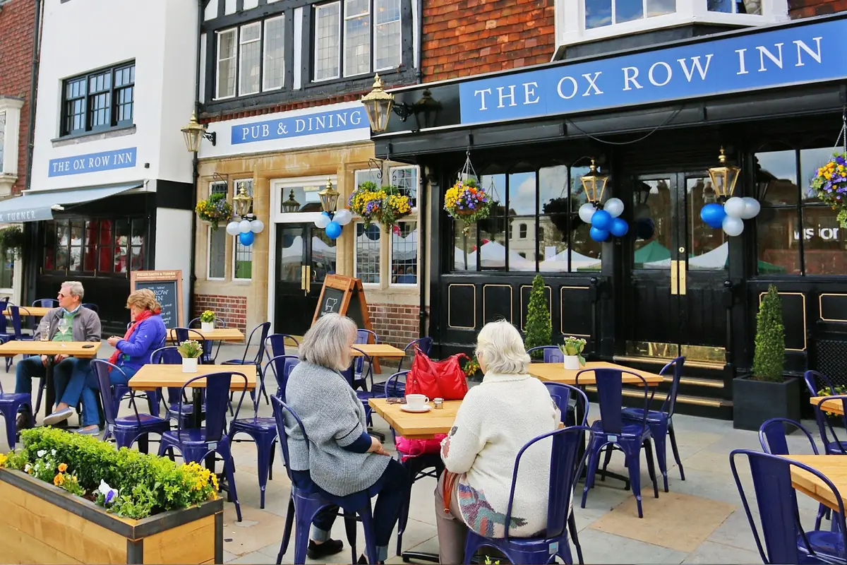 The Ox Row Inn, Salisbury — Bars in Salisbury