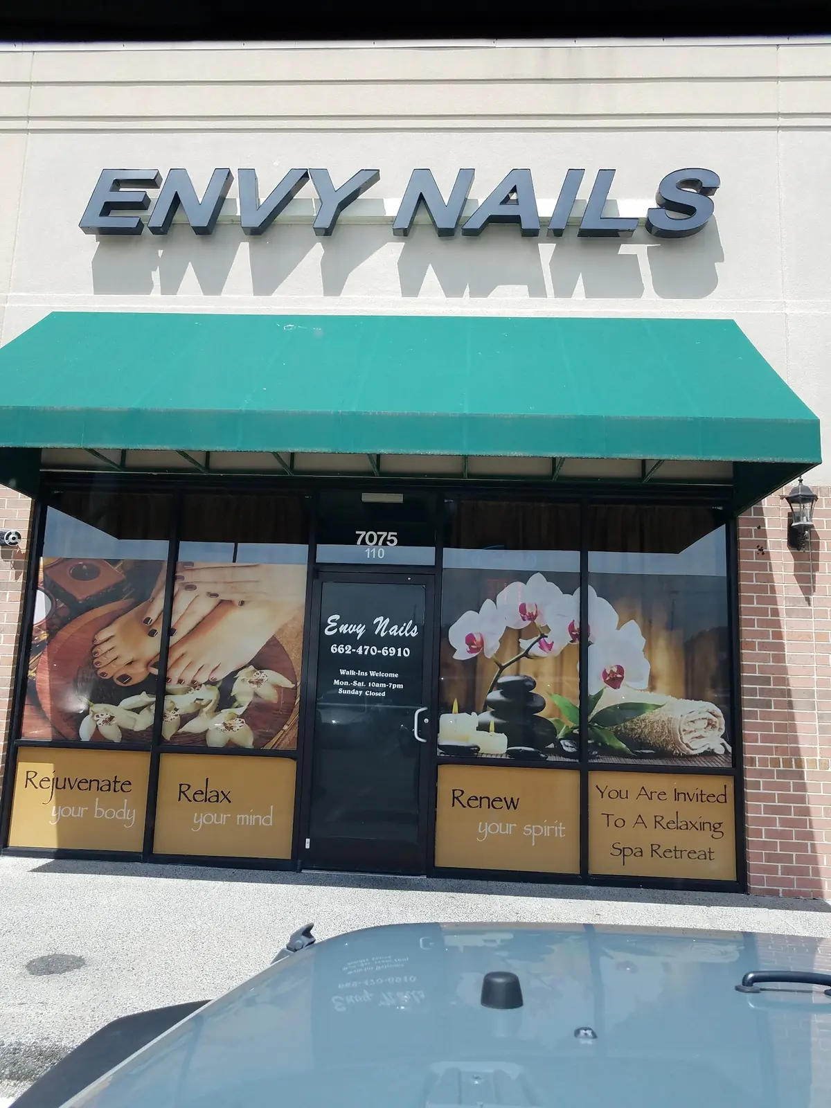 Envy Nails photo (photo 1 of 3)
