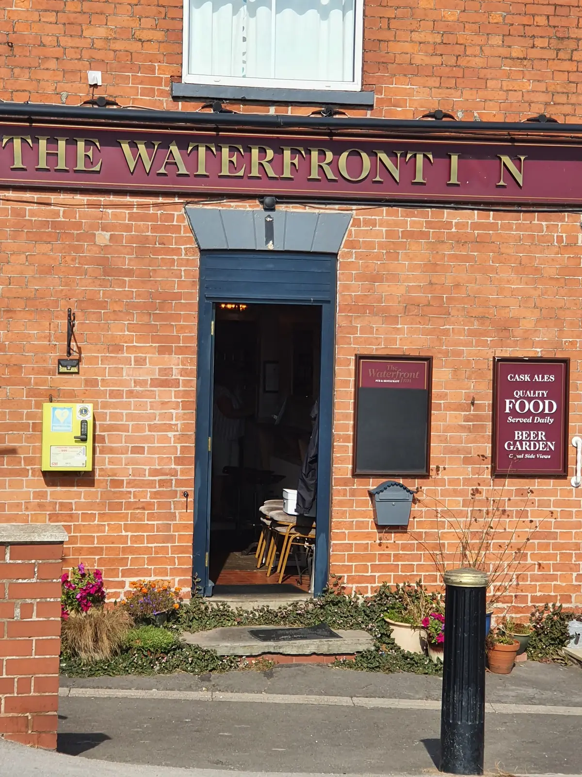 The Waterfront Inn