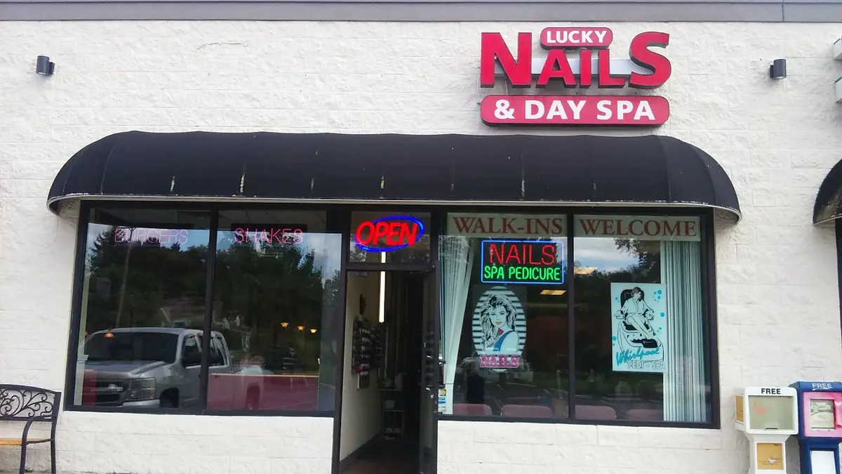 Lucky Nails & Day Spa — Nail Salons in Temperance