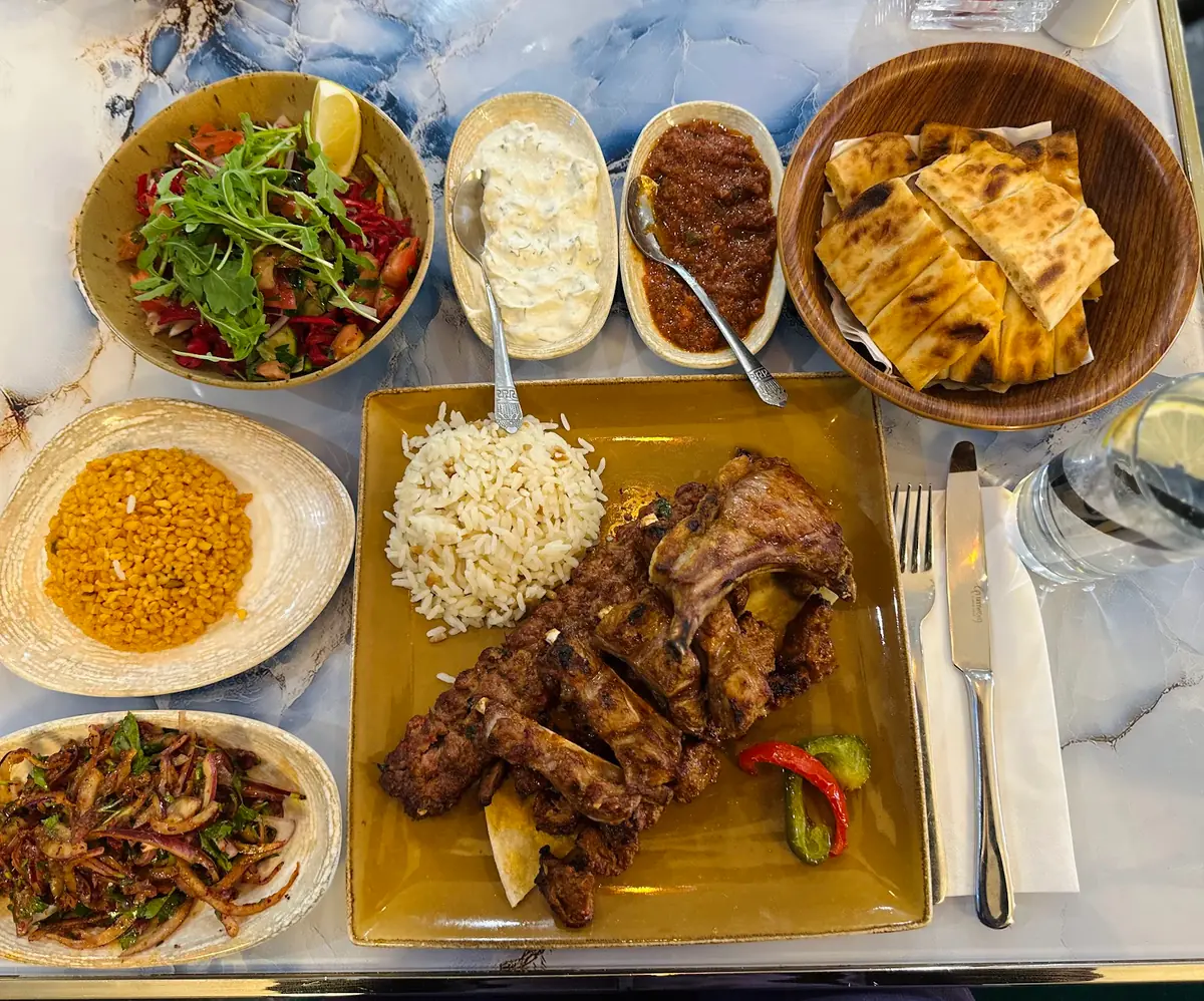 Lalezar BBQ & Meze photo (photo 2 of 3)