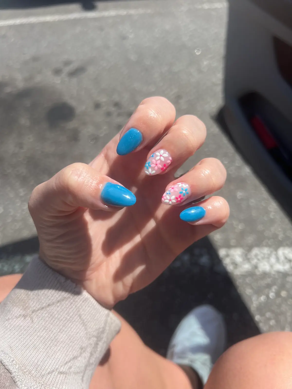 Kim Nails photo (photo 3 of 3)