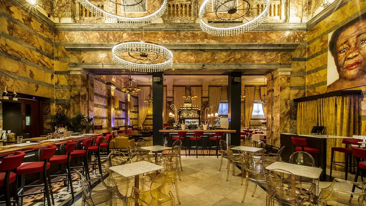 Boyds Grill & Wine Bar — Bar & grills in London