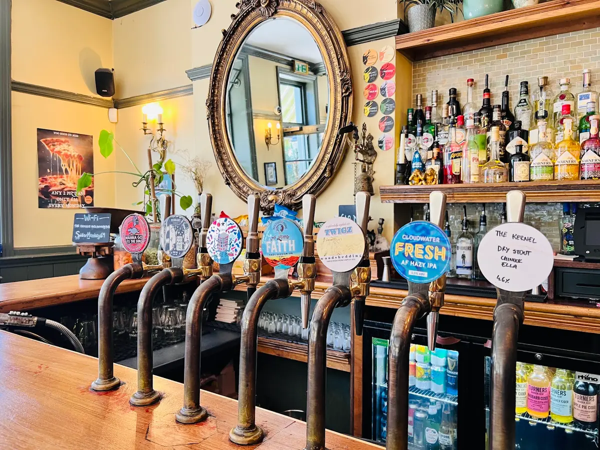 Inside The George and Monkey, London