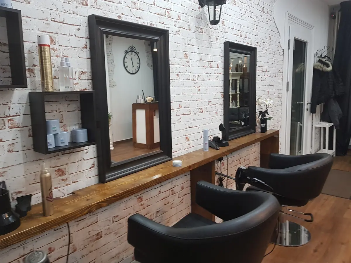 Mo Hair Lounge — Hair Salons in Schwelm