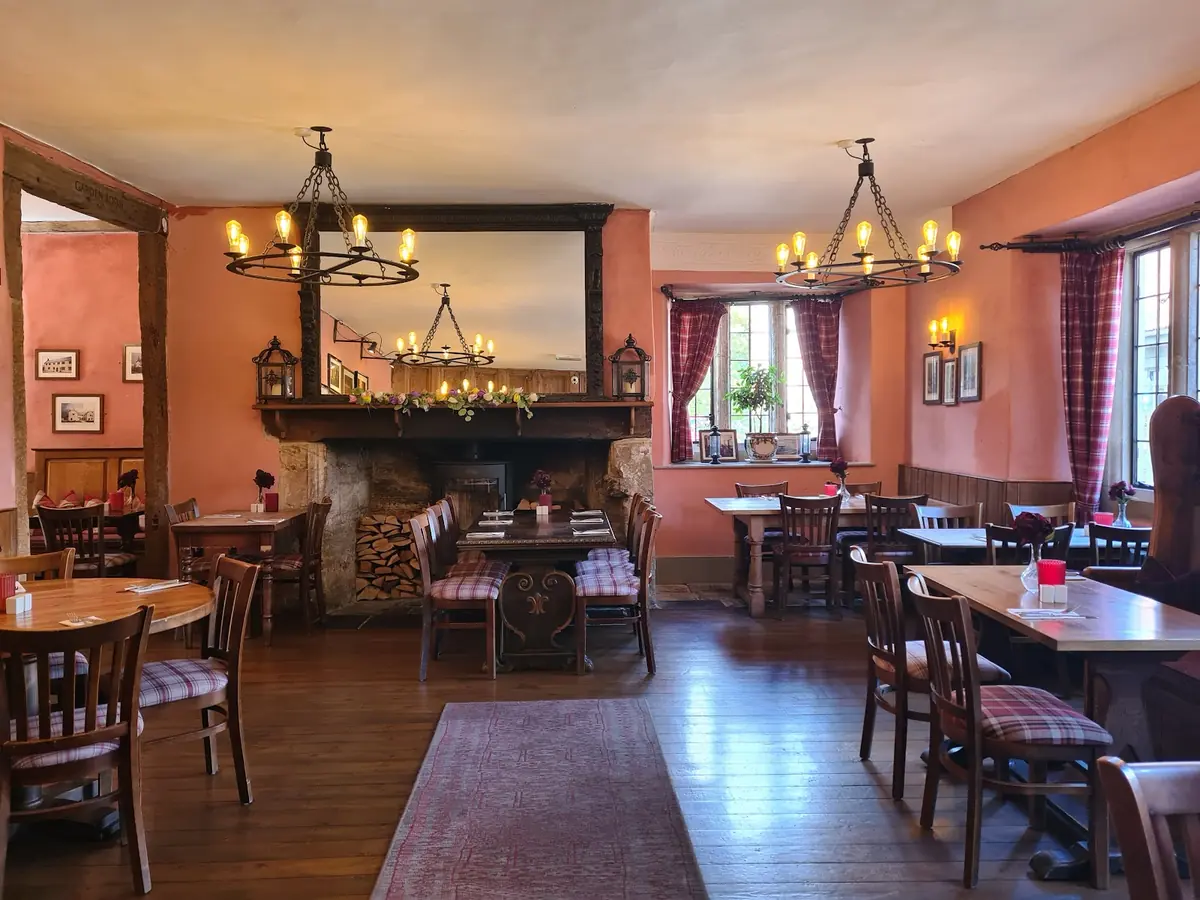 The Hankridge Arms photo (photo 1 of 3)