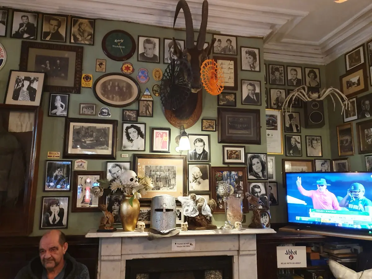 Mr Grundy's Tavern
