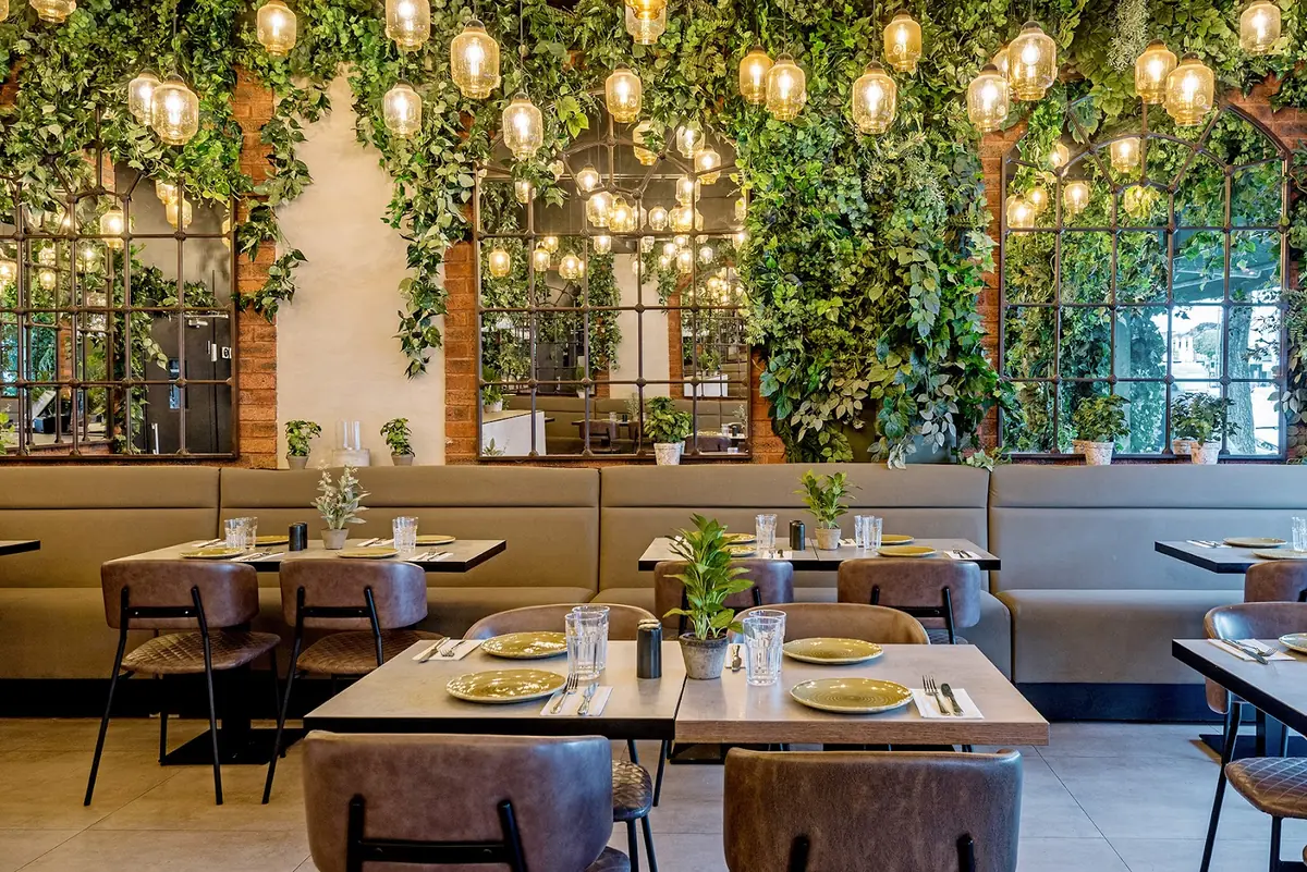Grilandia East Sheen — Restaurants in London