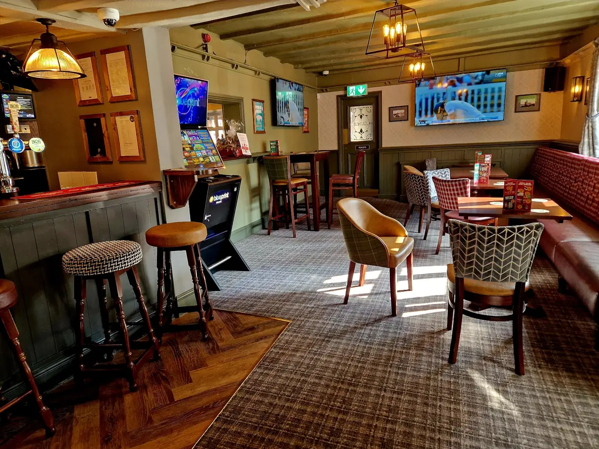 Beaconsfield Arms Bridlington — Bars in Bridlington