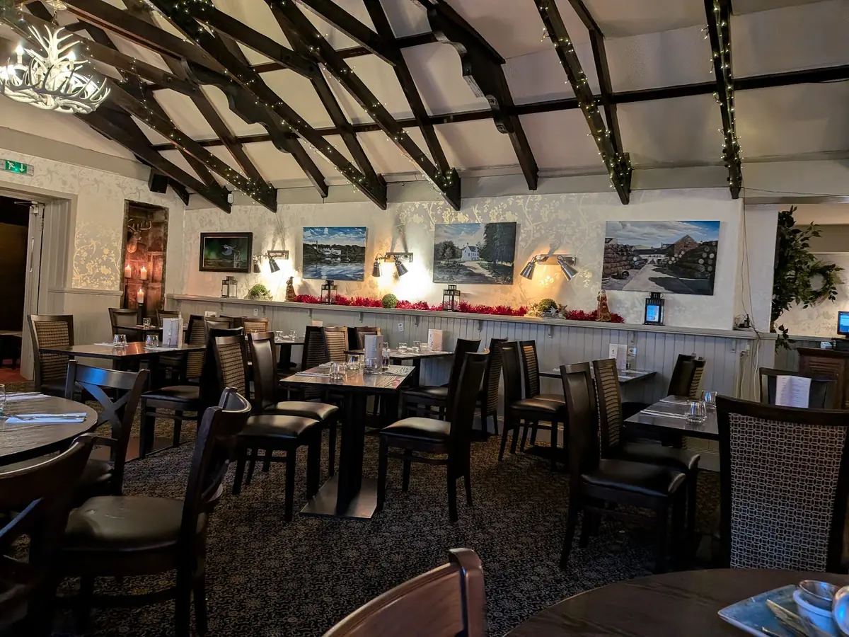 Fox & Hounds
