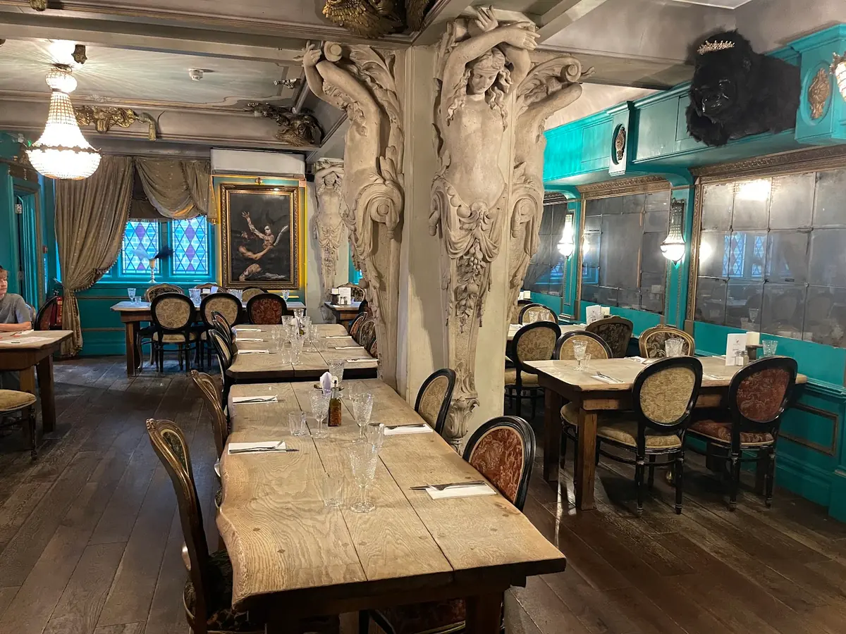 FiFi's Italian photo (photo 3 of 3)