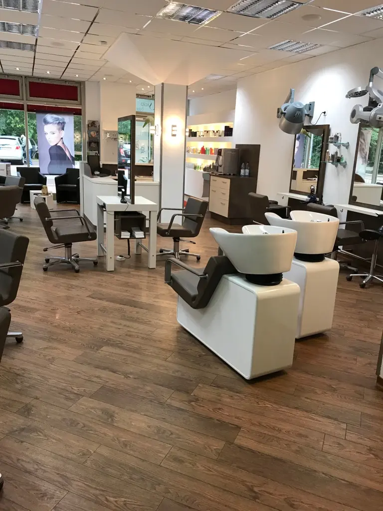 Friseursalon König Syke photo (photo 3 of 3)