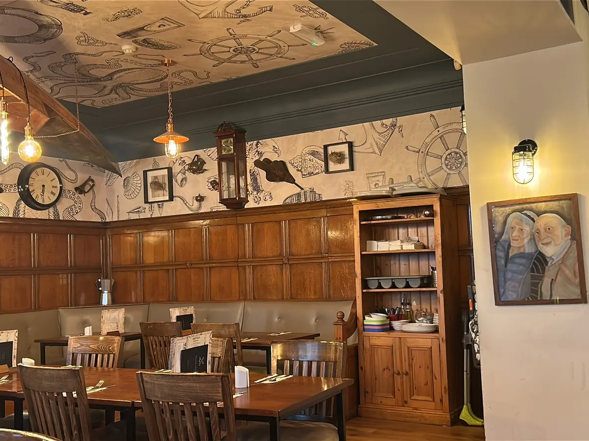 The Skiff Inn photo (photo 2 of 3)