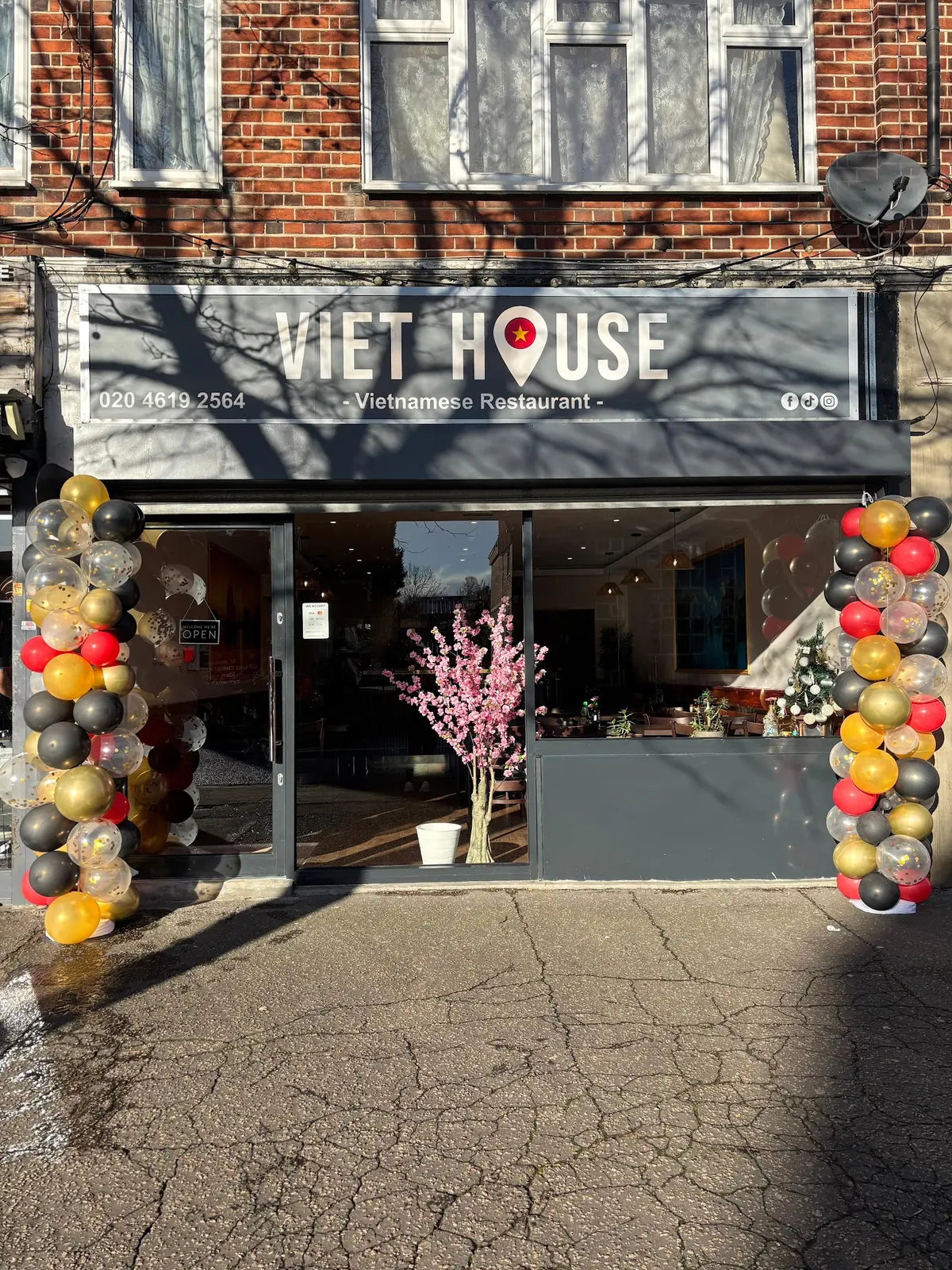 Viet House Restaurant