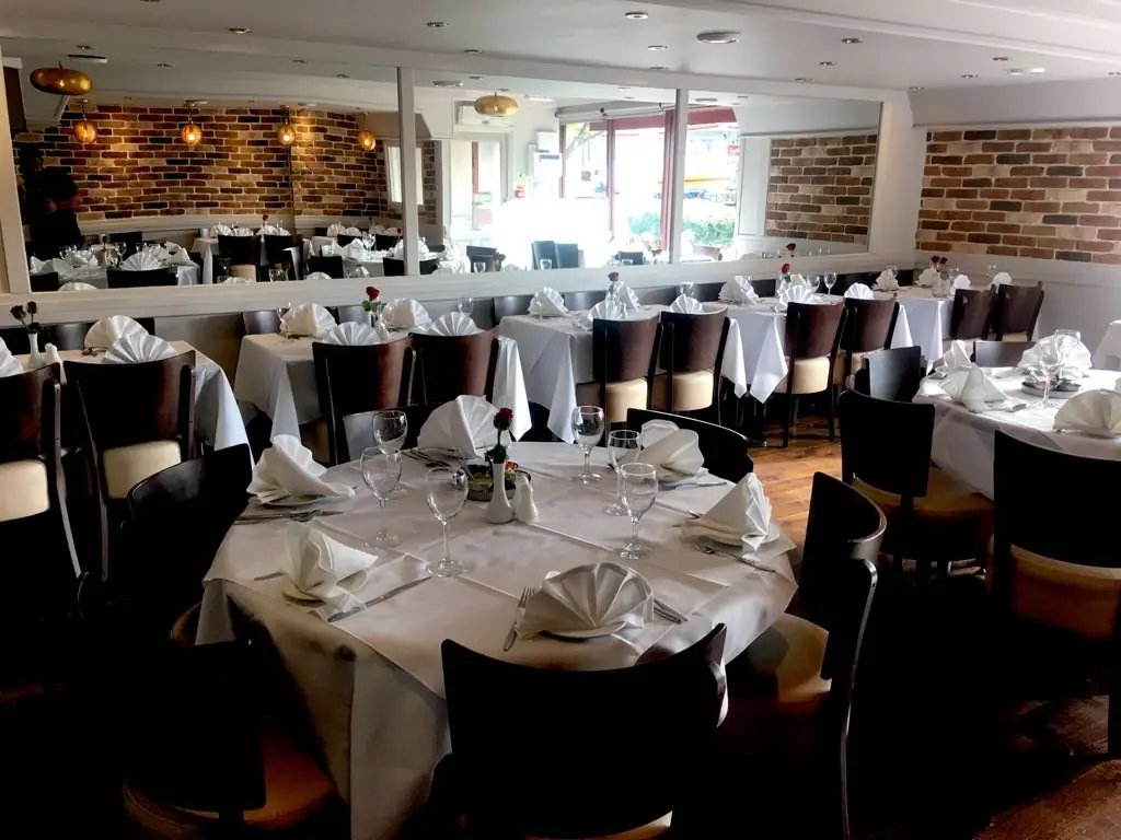 Yasmin Restaurant