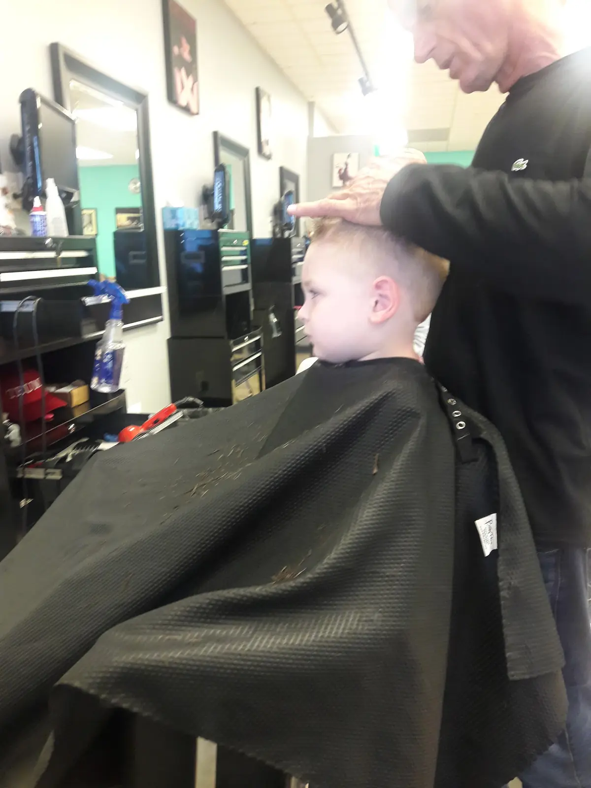 Salon and Co. photo (photo 3 of 3)