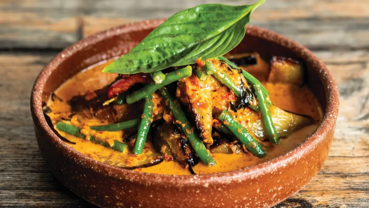 Oli's Thai photo (photo 1 of 3)