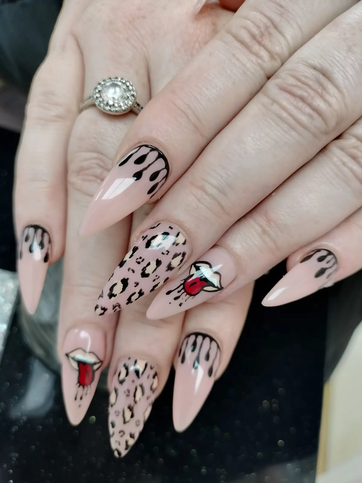 U NAIL photo (photo 2 of 3)