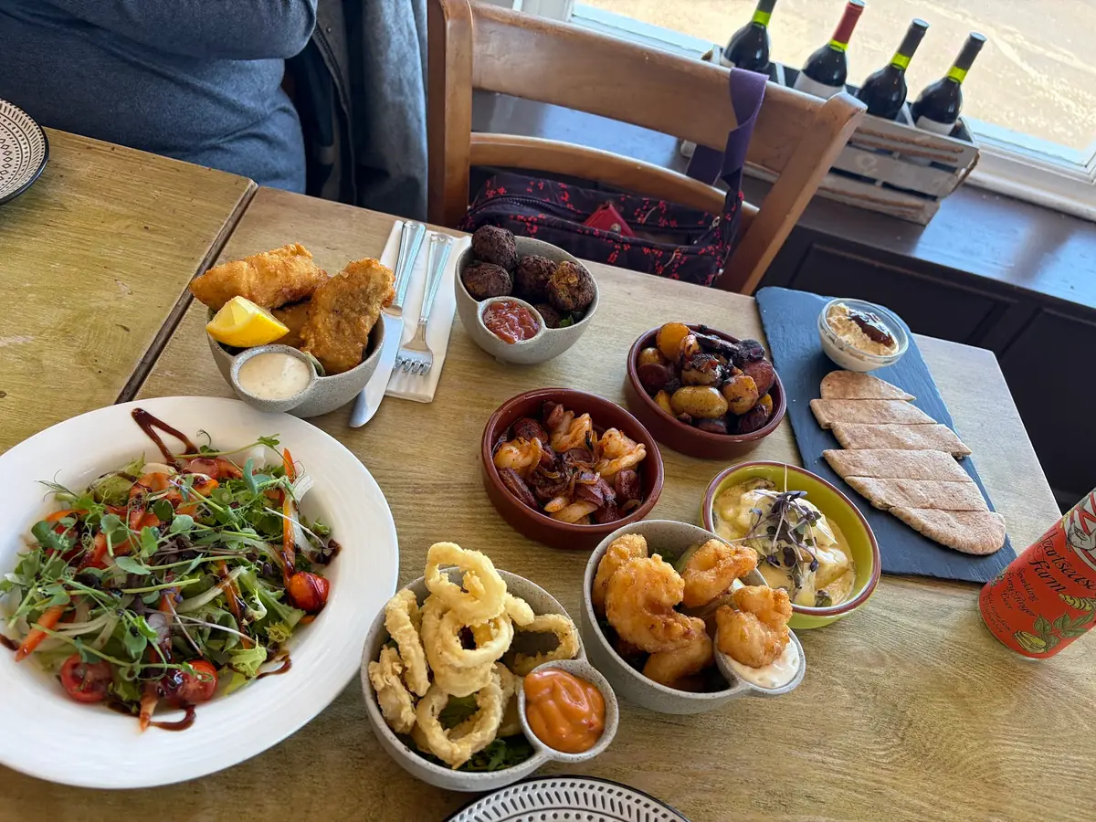 Charlie's Bistro